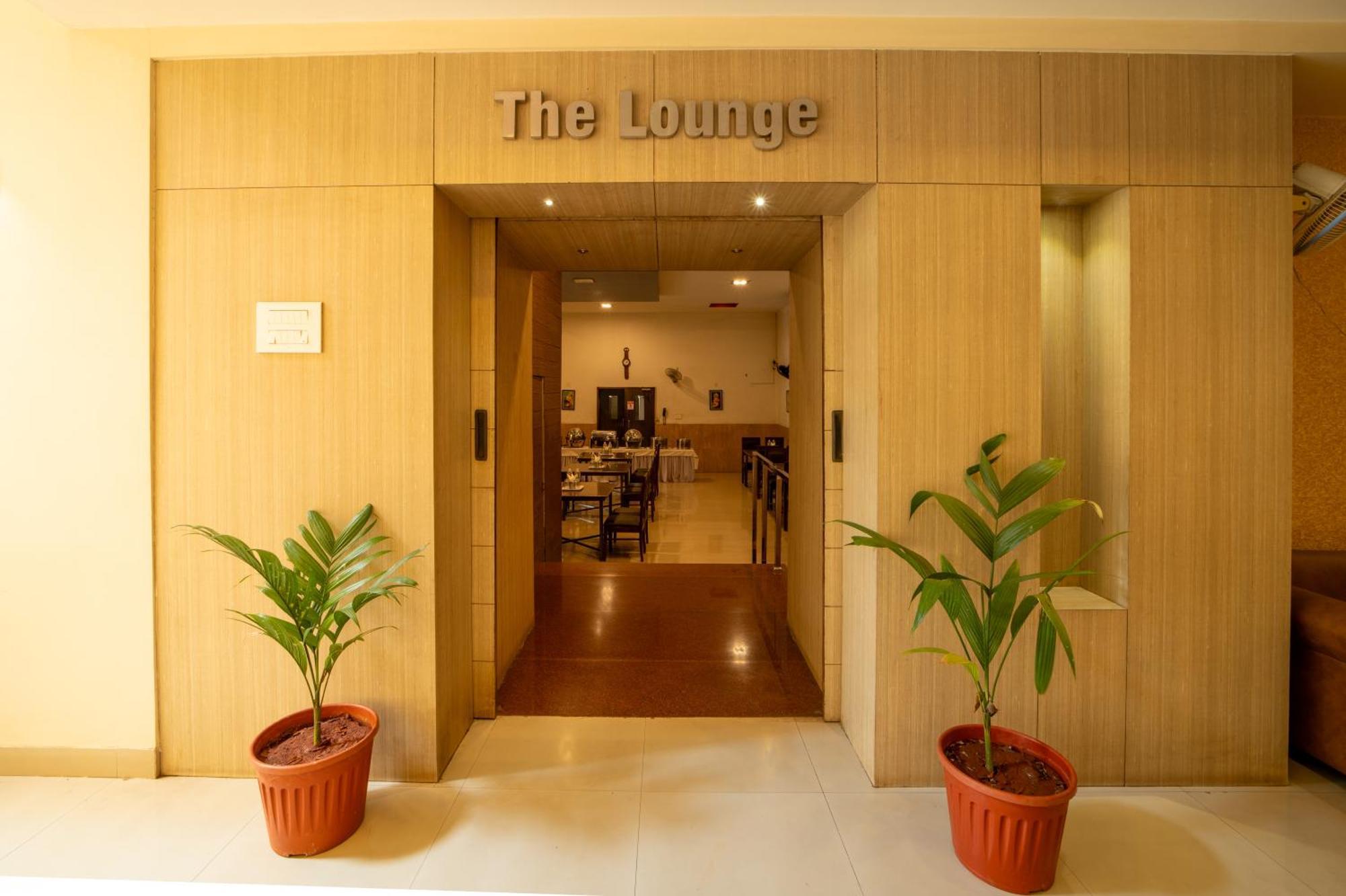 Yagappa Residency Hotel Thanjavur Exterior photo